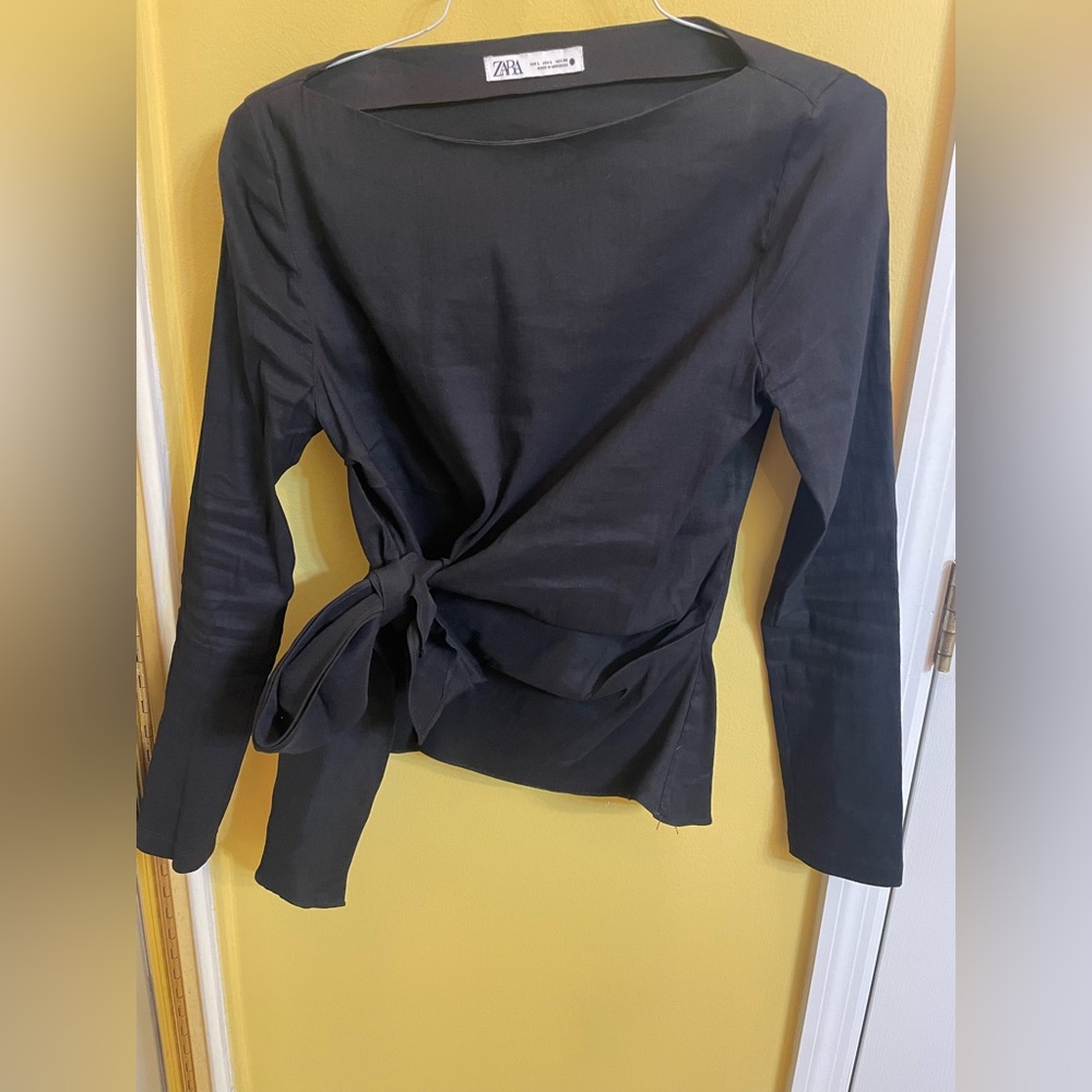 Zara Black cotton/stretchie blouse